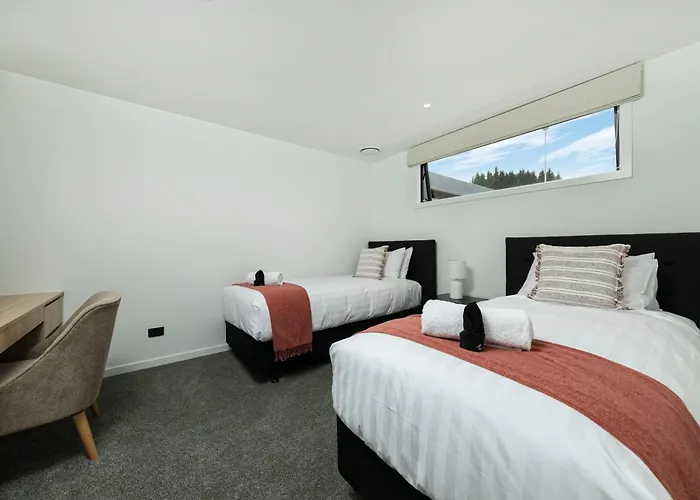 度假居 Modern With & Mountain Views *